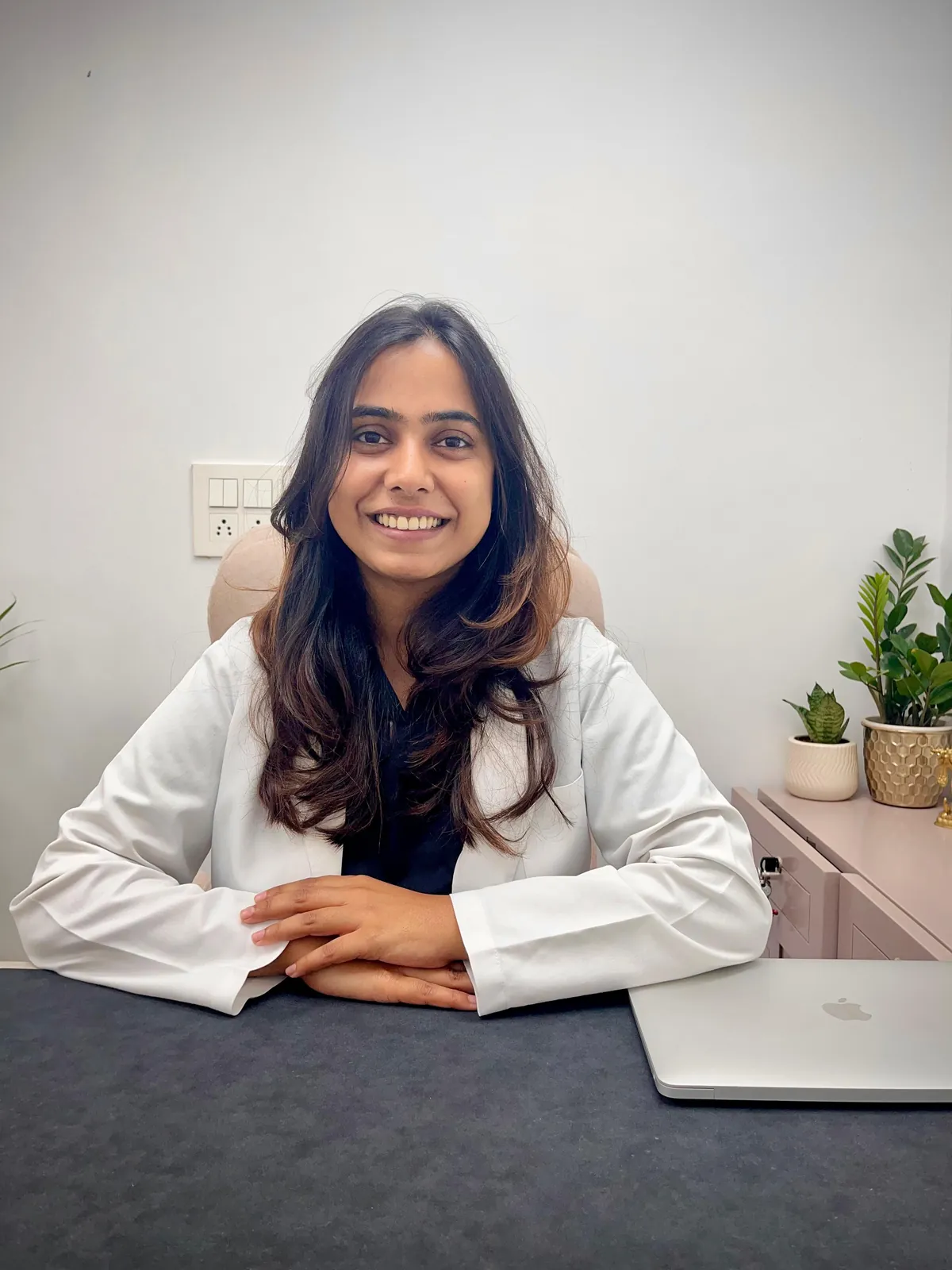 Dr. Shrestha Singh - Professional Orthodontist